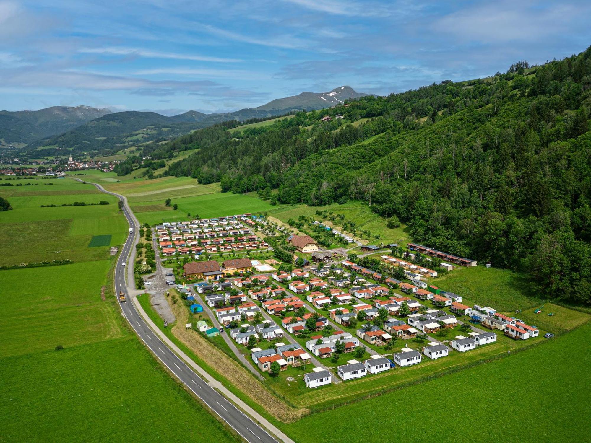 Albatross Mobile Homes On Camping Bella Austria Sankt Peter am Kammersberg エクステリア 写真
